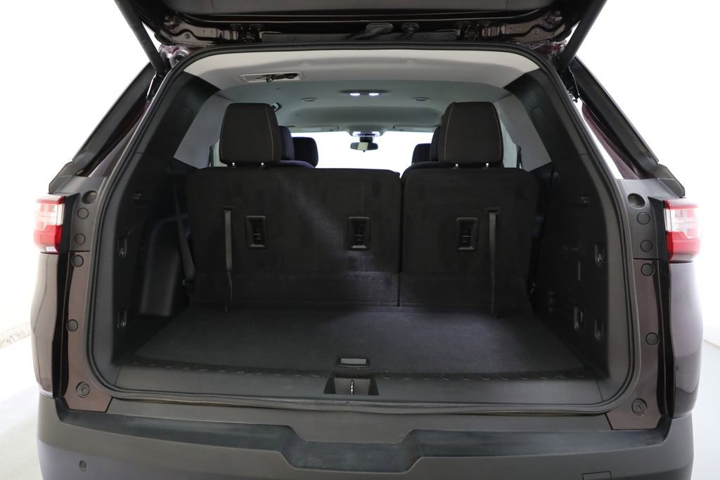 Certified 2021 Chevrolet Traverse LT w/ LPO, Floor Liner Package AWD/4WD image 21