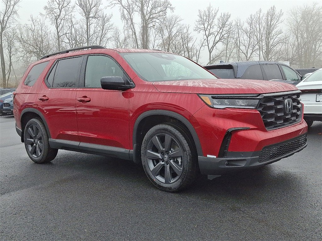 New 2025 Honda Pilot Sport image 2