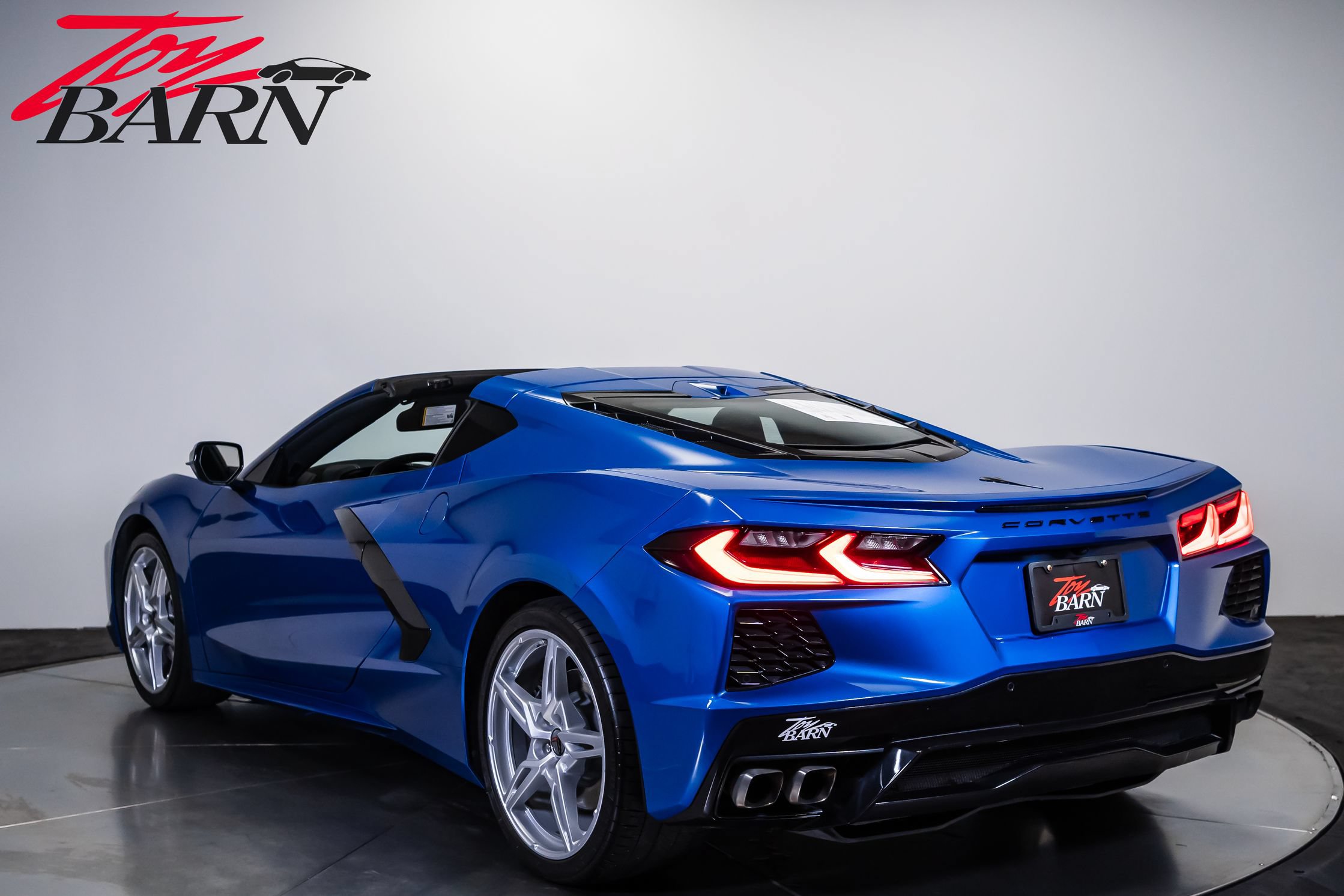 Used 2023 Chevrolet Corvette Stingray Preferred Cpe w/ 2LT RWD image 3