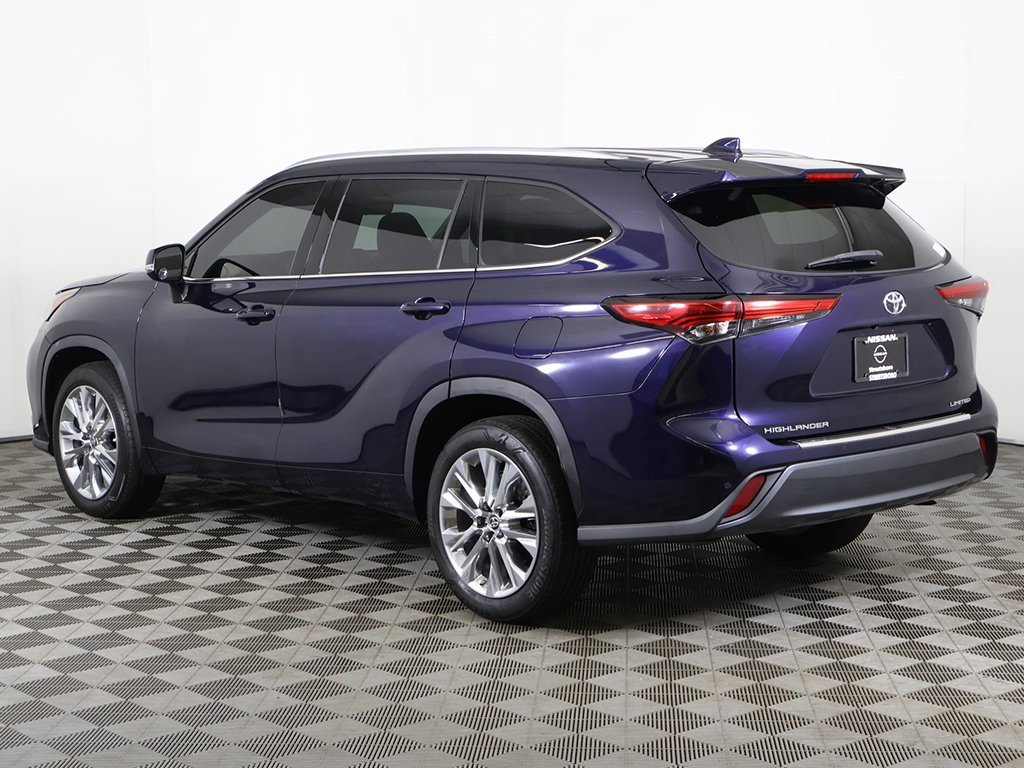 Used 2020 Toyota Highlander Limited image 12