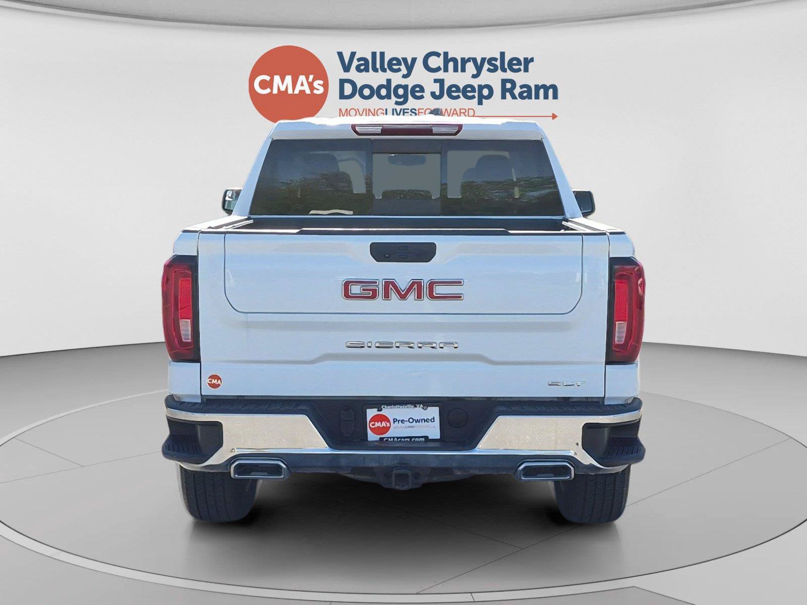 Used 2023 GMC Sierra 1500 SLT w/ SLT Premium Package AWD/4WD image 4