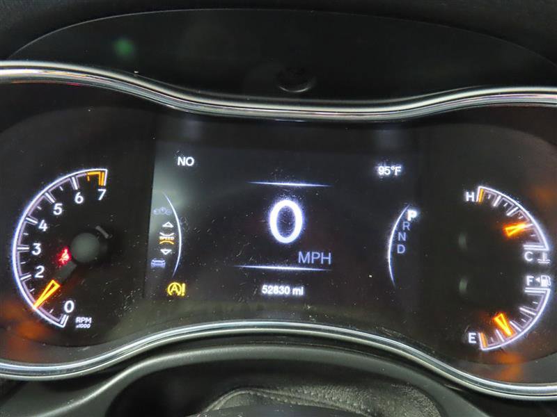 Used 2021 Jeep Grand Cherokee Laredo image 19