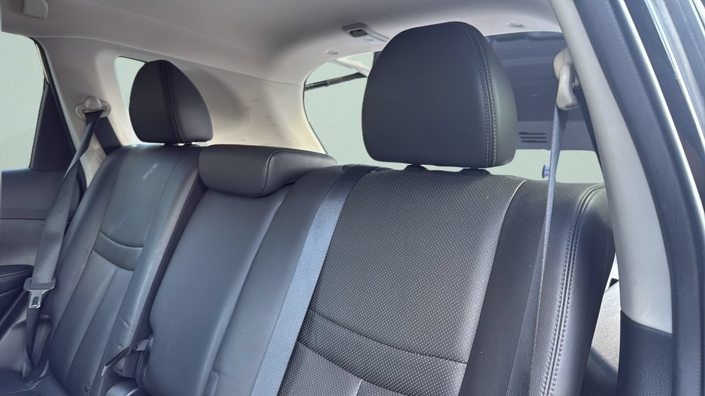 Used 2015 Nissan Rogue SL w/ SL Premium Package AWD/4WD image 10