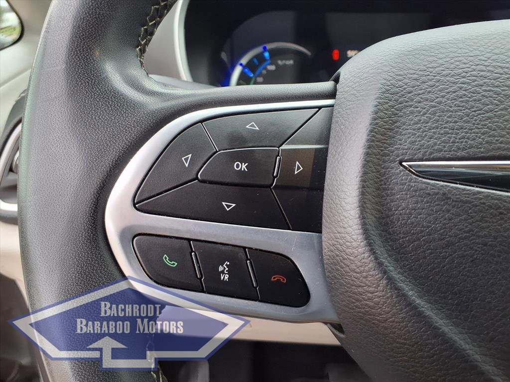 Used 2024 Chrysler Pacifica Select image 31