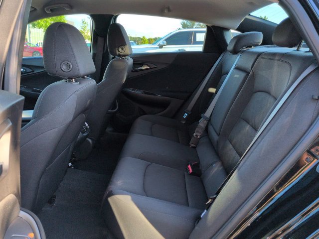 Used 2025 Chevrolet Malibu LT FWD image 13