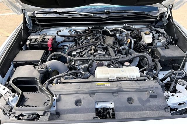 Used 2025 Toyota Tacoma TRD Sport AWD/4WD image 29