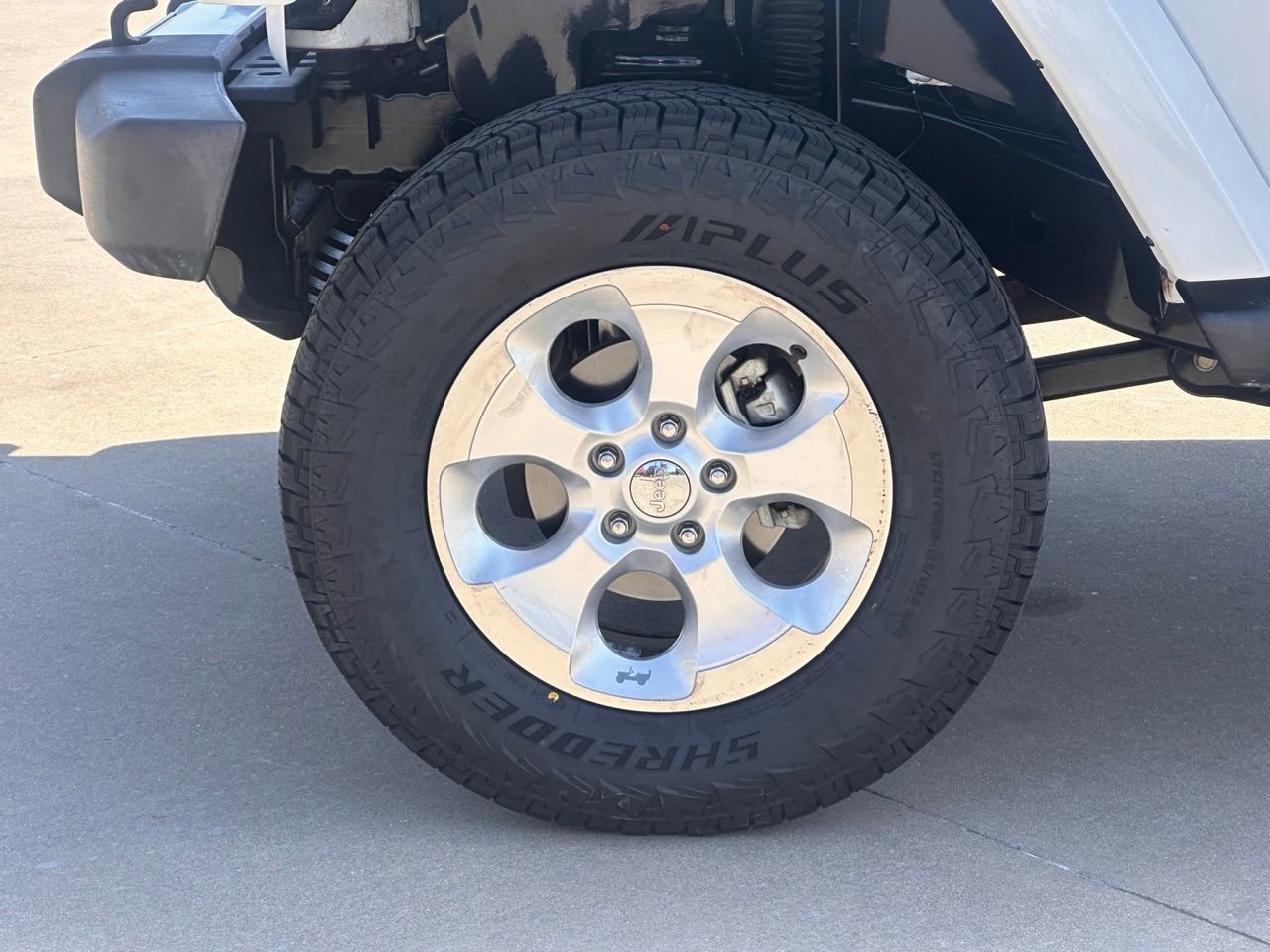 Used 2014 Jeep Wrangler Sahara w/ Connectivity Group image 12