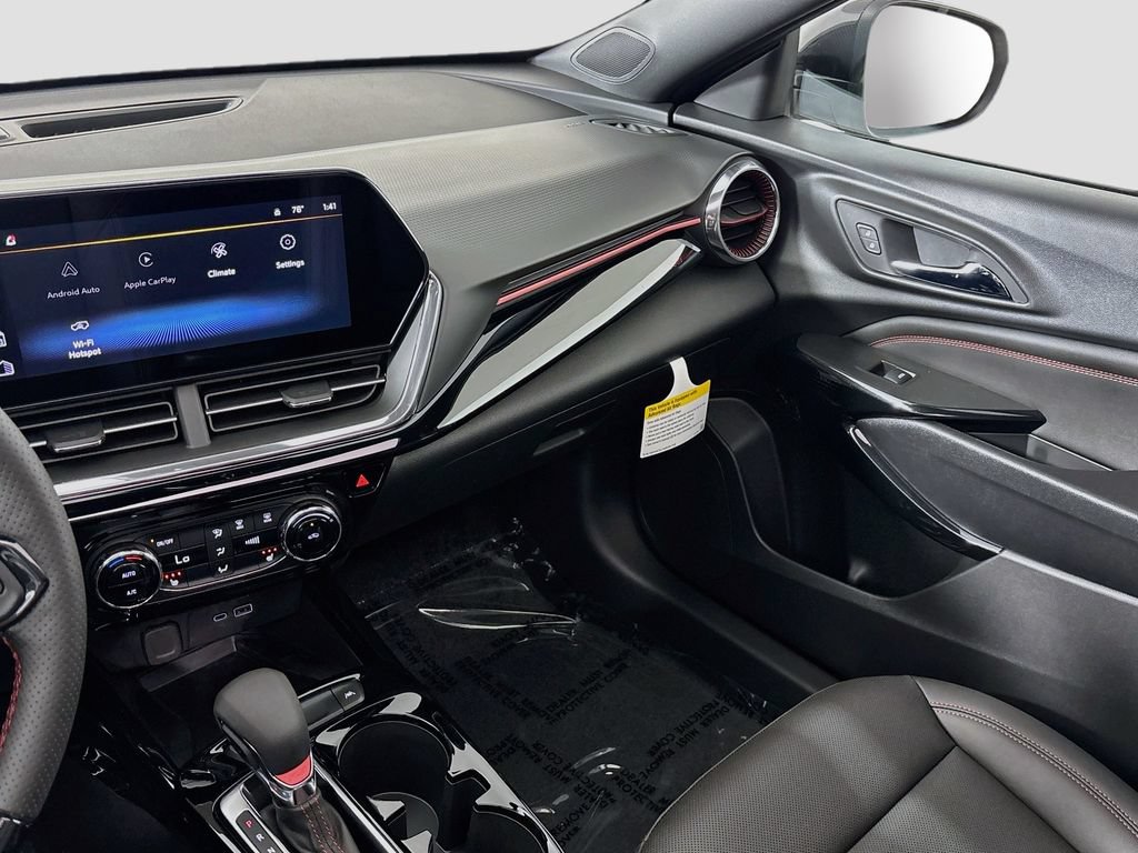 New 2026 Chevrolet Trax RS w/ Sunroof Package FWD image 23