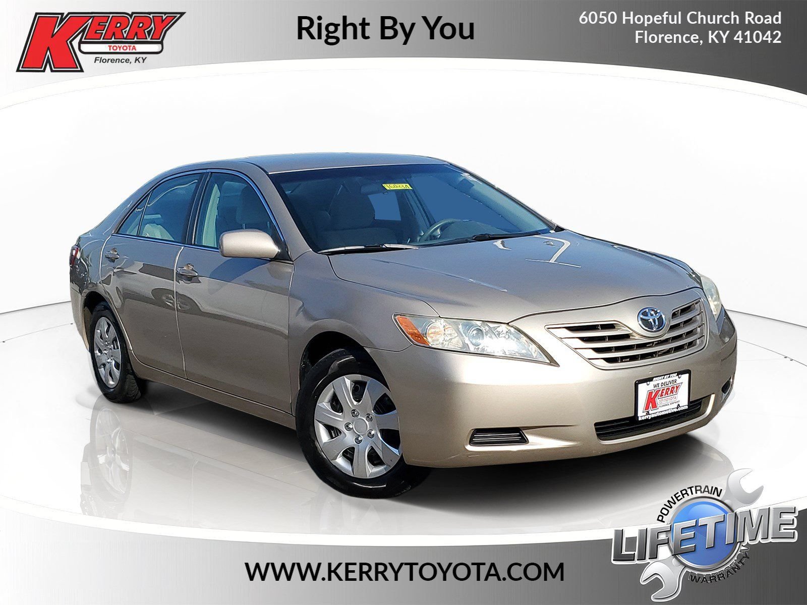Used 2009 Toyota Camry LE FWD image 1