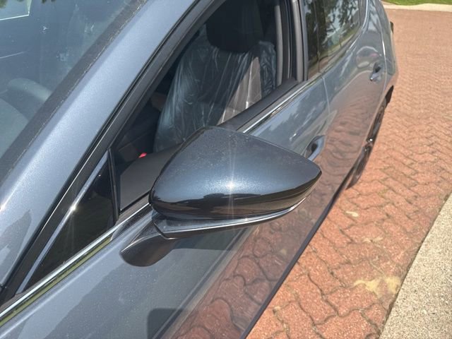 New 2025 MAZDA MAZDA3 Hatchback w/ Appearance Package image 4