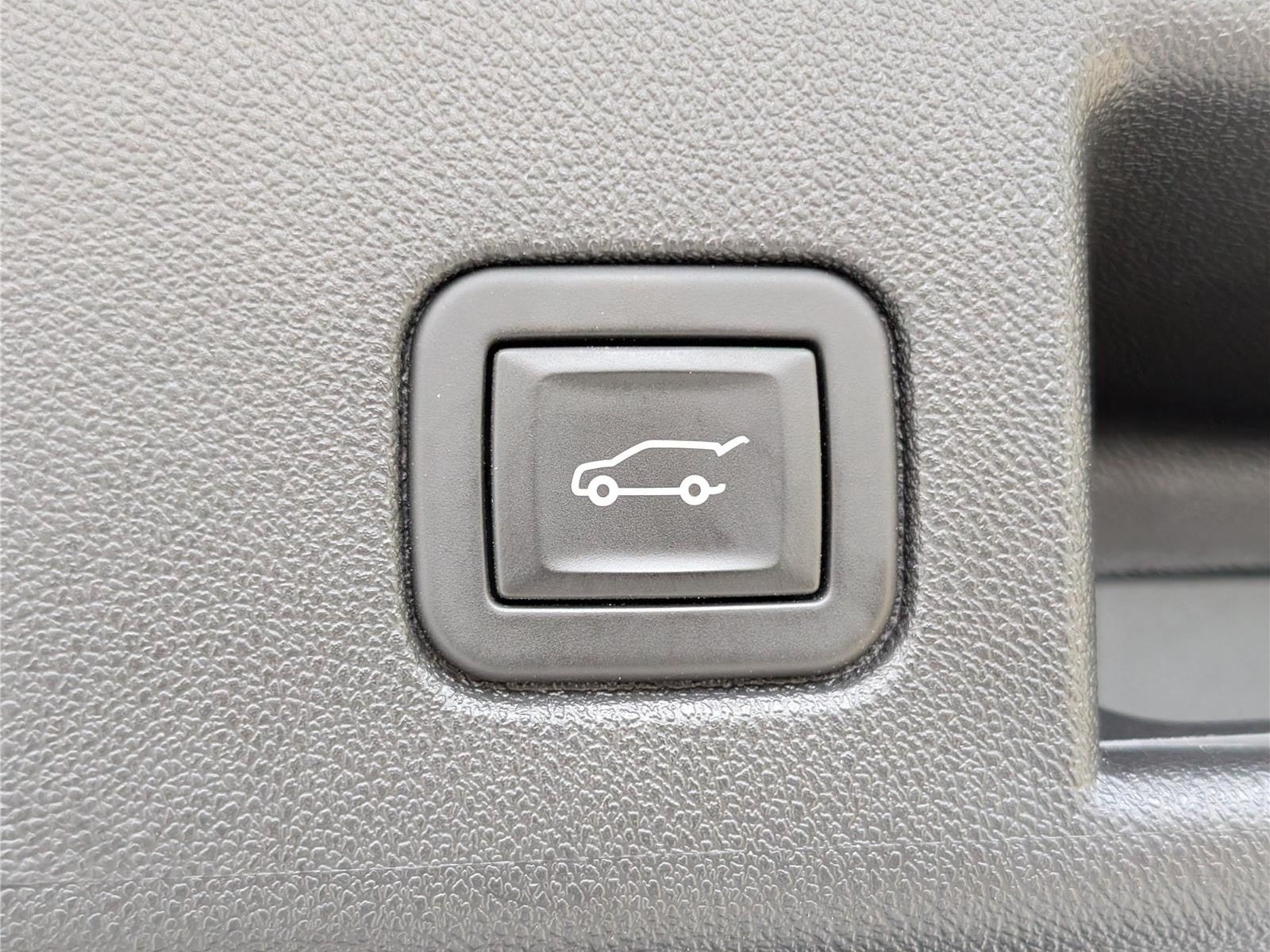 Used 2023 Chevrolet Equinox LT FWD image 14