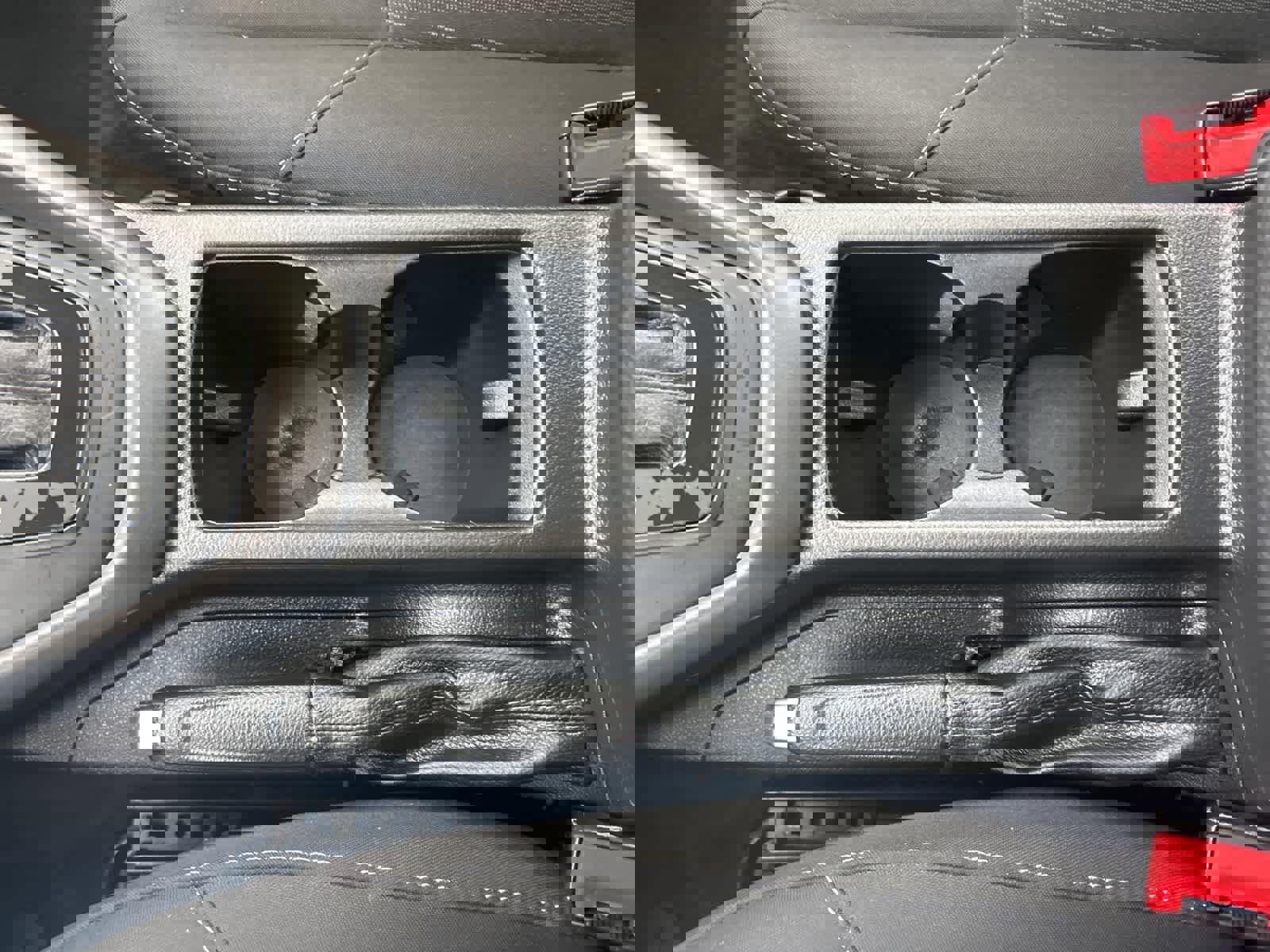 Used 2018 Ford Focus SEL image 39