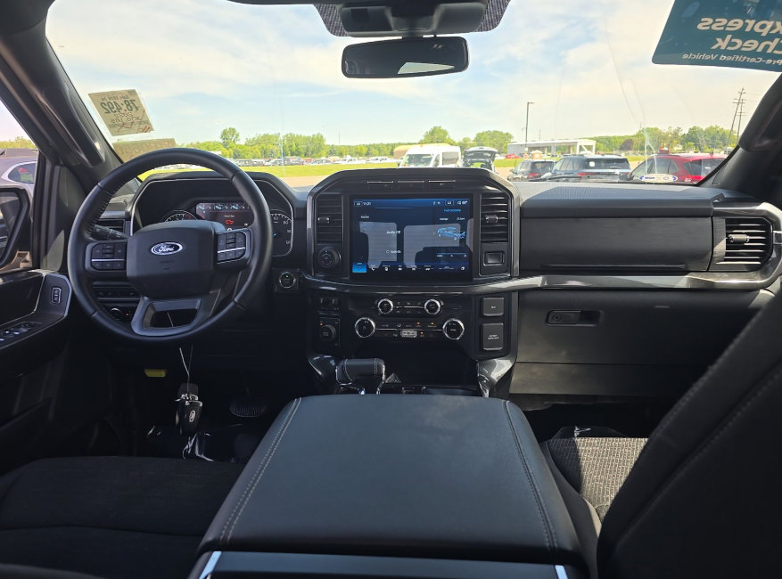 Used 2022 Ford F150 XLT w/ Equipment Group 302A High AWD/4WD image 13