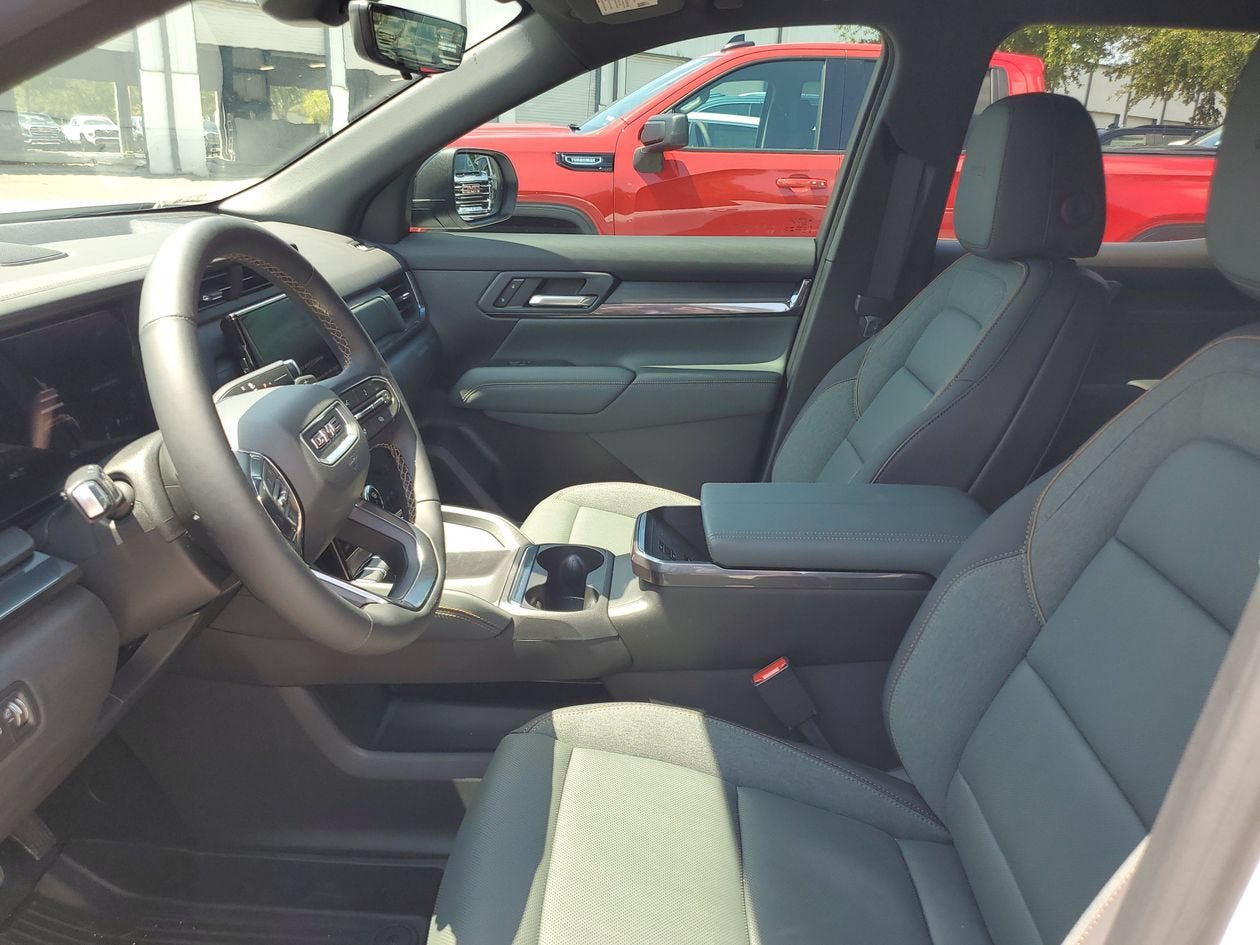 New 2026 GMC Terrain AT4 w/ Convenience Package III AWD/4WD image 19