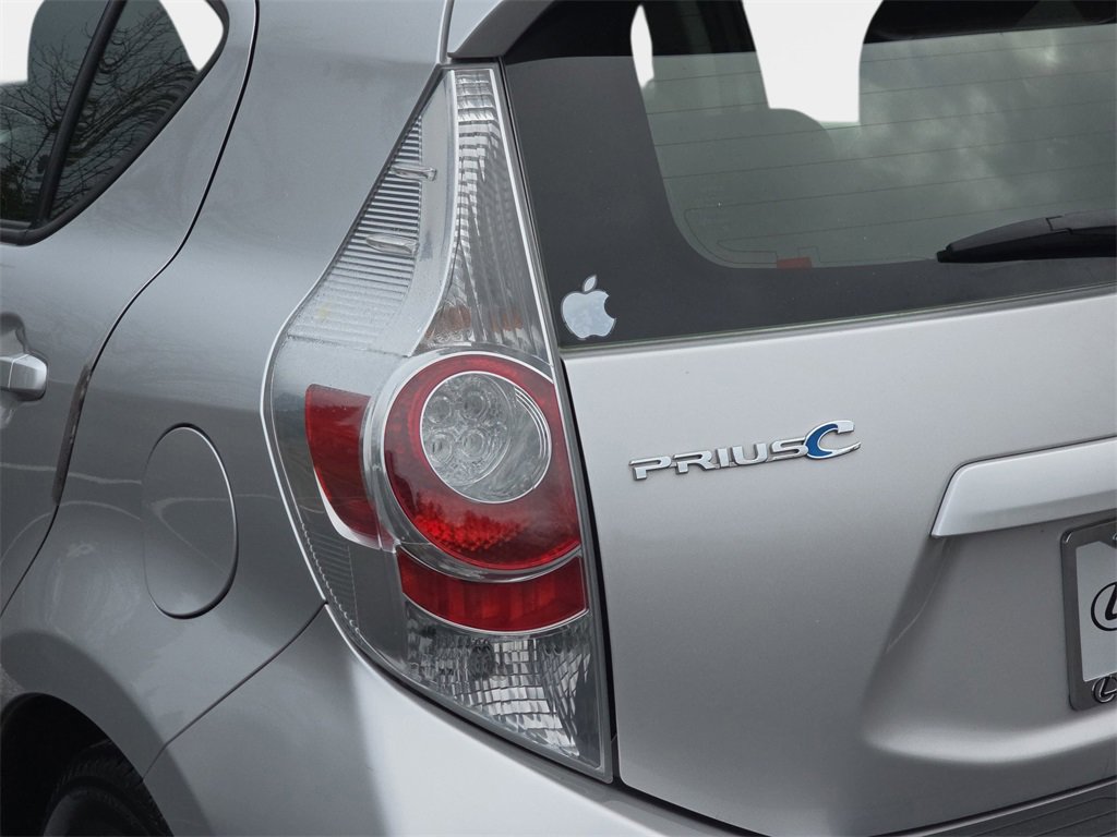 Used 2012 Toyota Prius C Two image 31