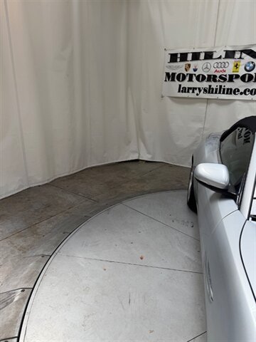 Used 2015 Jaguar XKR R RWD image 9