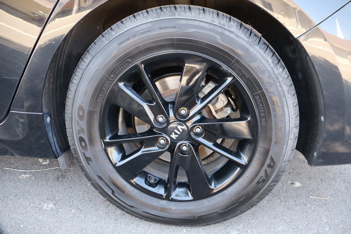 Used 2018 Kia Optima S FWD image 42
