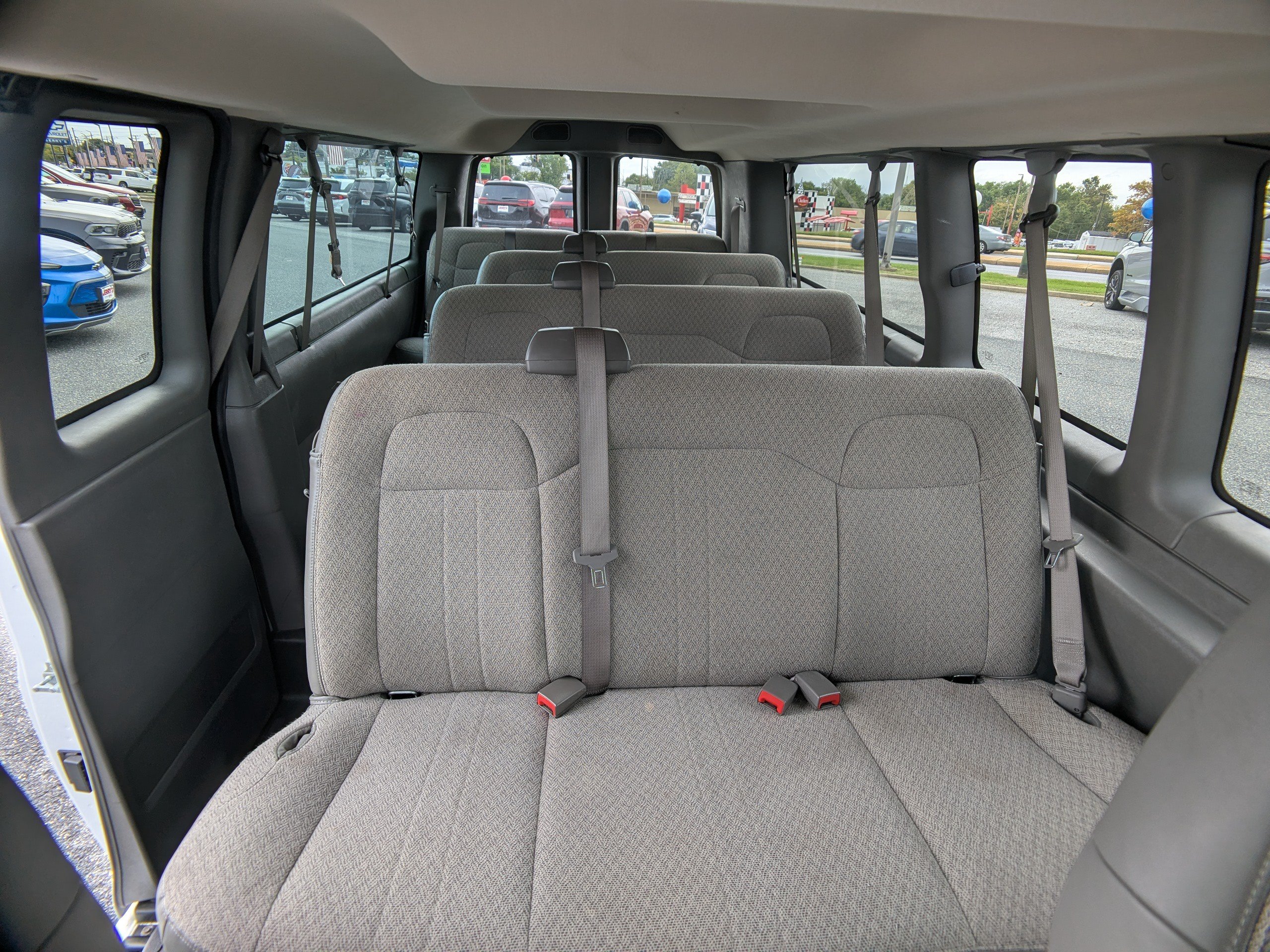 Used 2025 Chevrolet Express 3500 LT w/ LT Preferred Equipment Group RWD image 15
