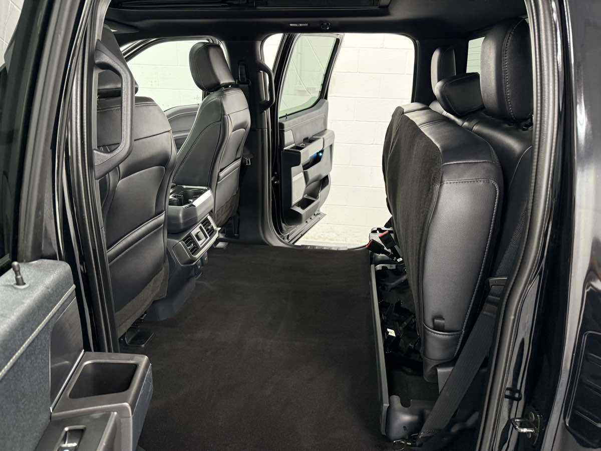 Used 2024 Ford F150 Lariat image 15