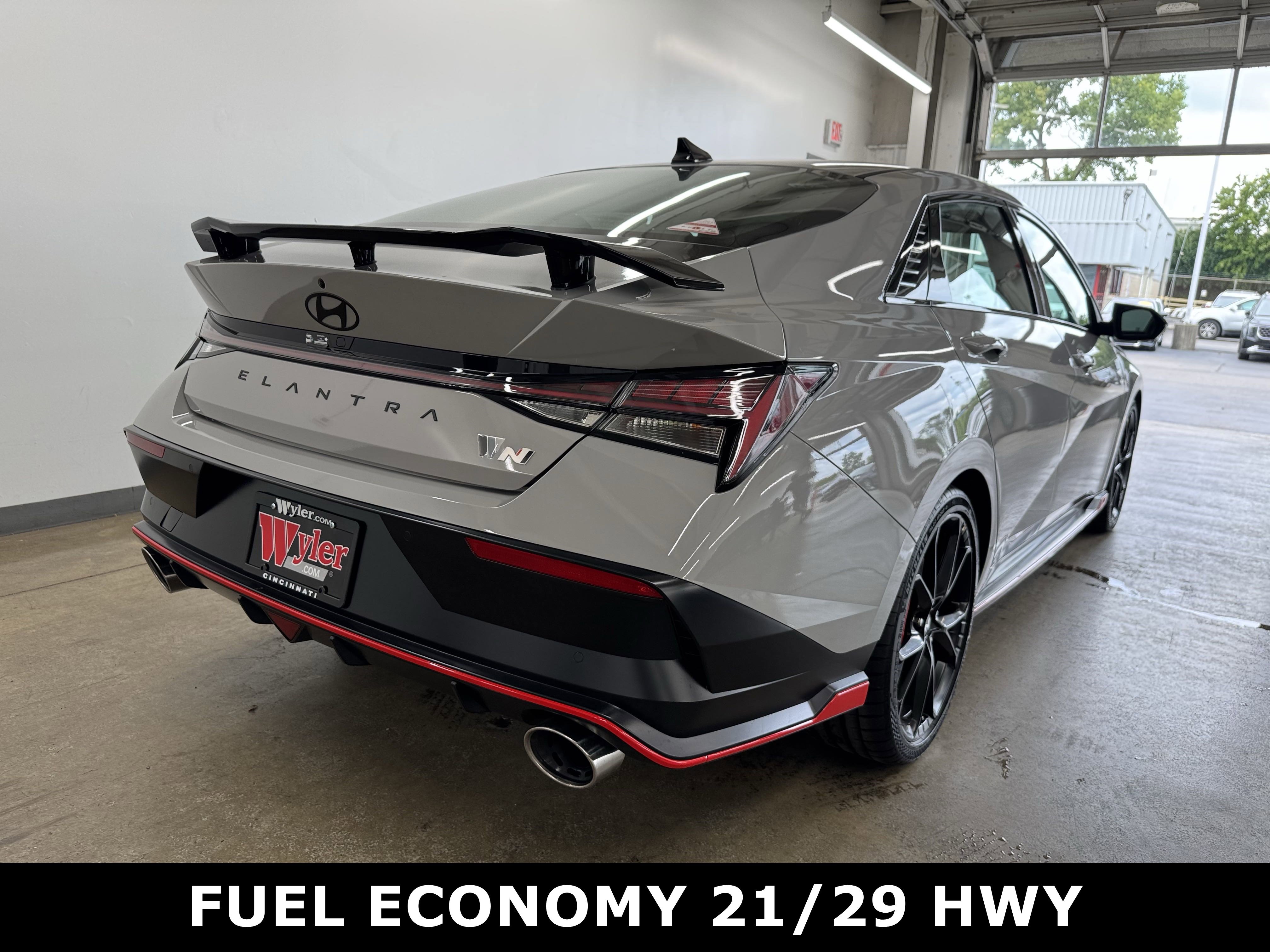 New 2025 Hyundai Elantra N image 3