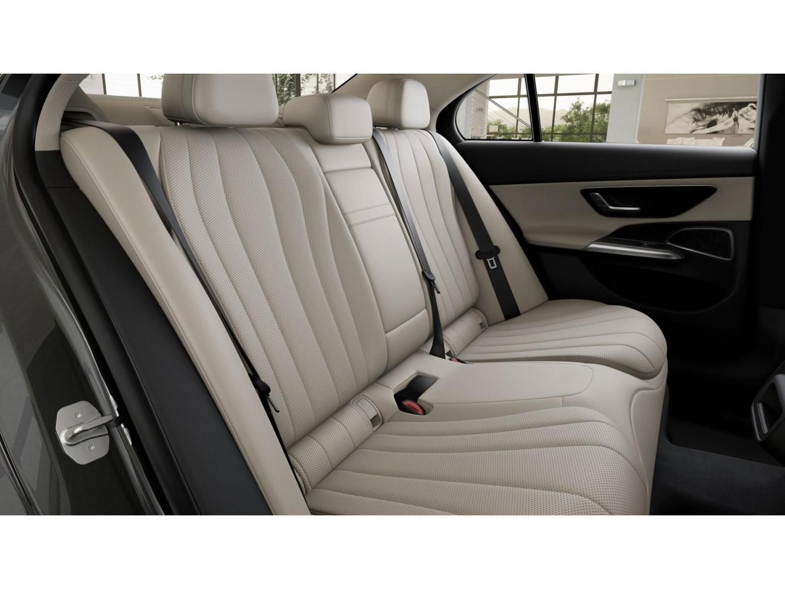 New 2026 Mercedes-Benz E 350 4MATIC Sedan image 5