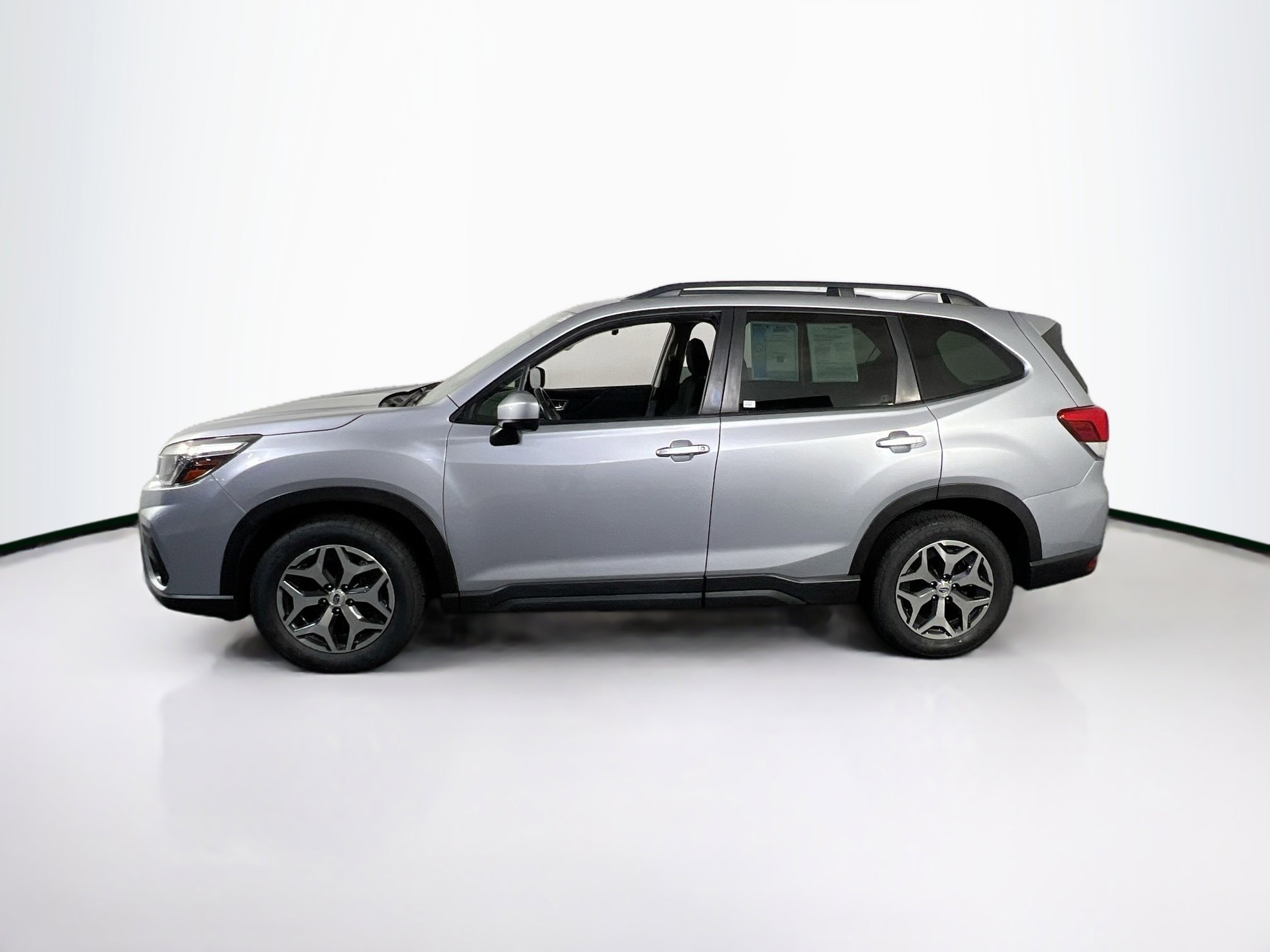 Used 2020 Subaru Forester Premium image 8