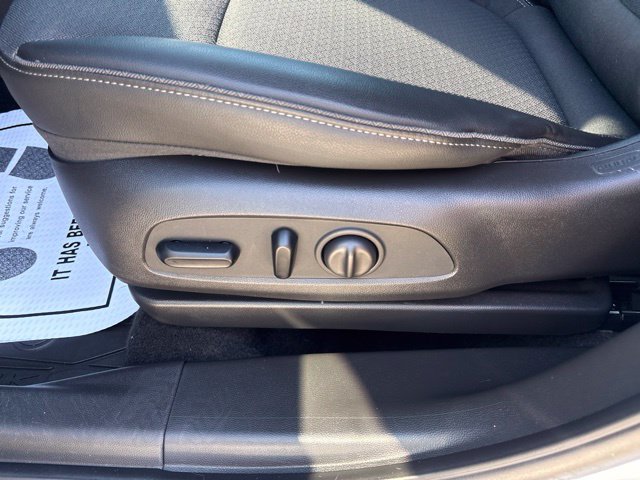 Used 2022 Buick Encore GX Select FWD image 6