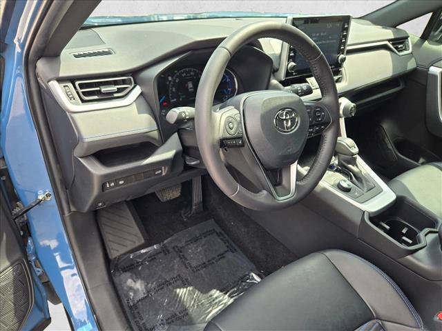 Used 2022 Toyota RAV4 XSE AWD/4WD image 10