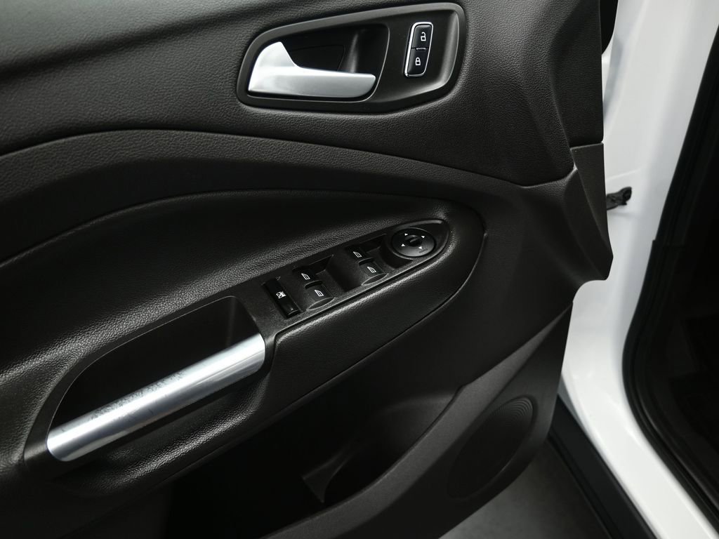 Used 2015 Ford Escape SE AWD/4WD image 9