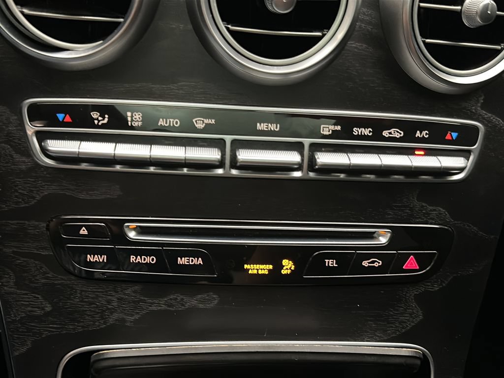 Used 2016 Mercedes-Benz GLC 300 4MATIC image 31