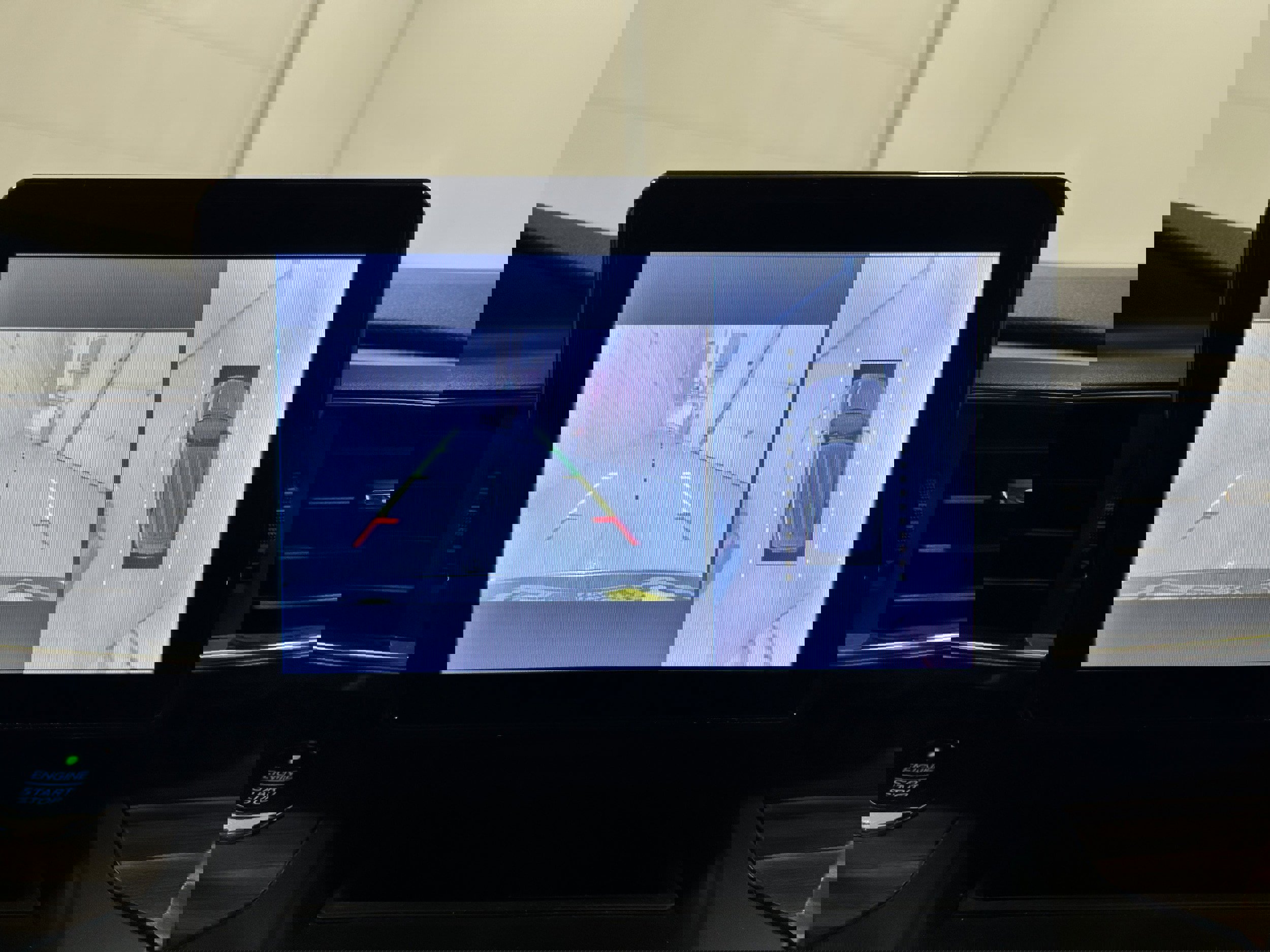 Used 2020 Ford Explorer Limited image 8