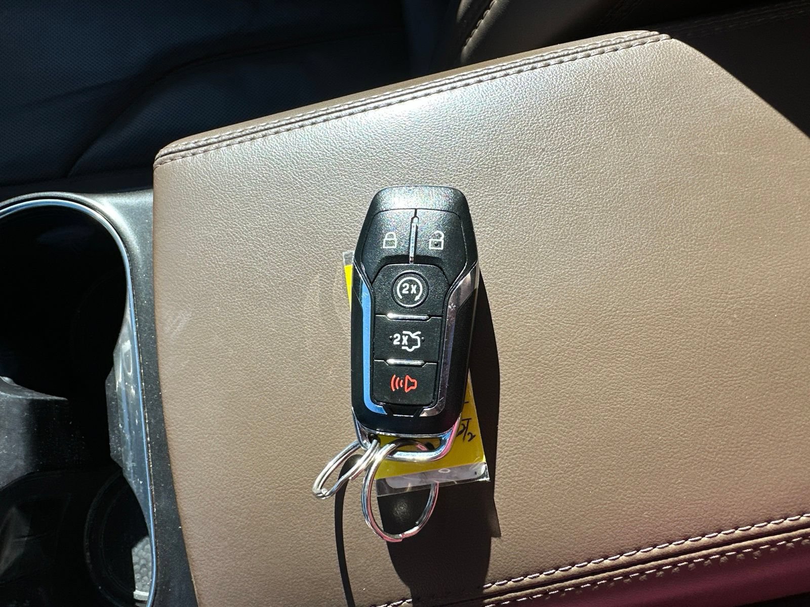 Used 2016 Lincoln MKX Reserve w/ Technology Package AWD/4WD image 6