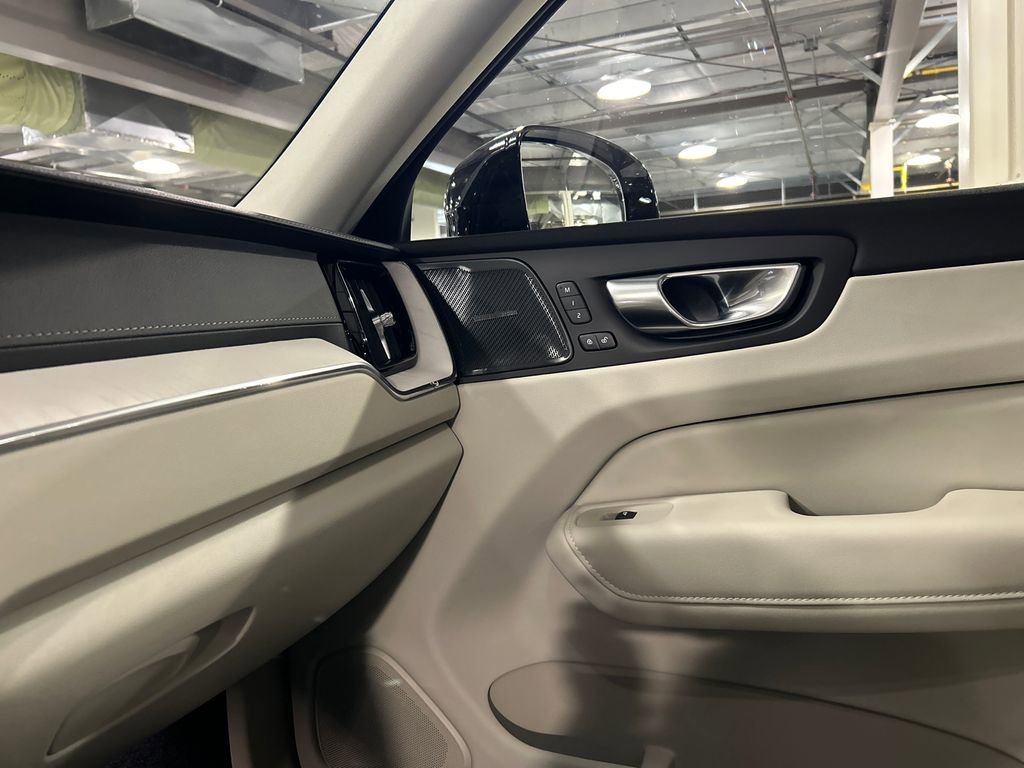 Certified 2026 Volvo XC60 B5 Ultra w/ Protection Package Premier AWD/4WD image 20