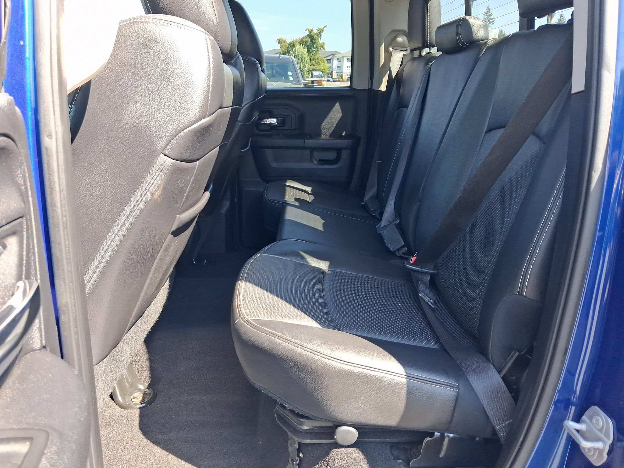Used 2015 RAM 1500 Sport w/ Sport Premium Group AWD/4WD image 22