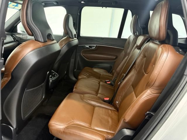 Used 2023 Volvo XC90 B6 Ultimate AWD/4WD image 17