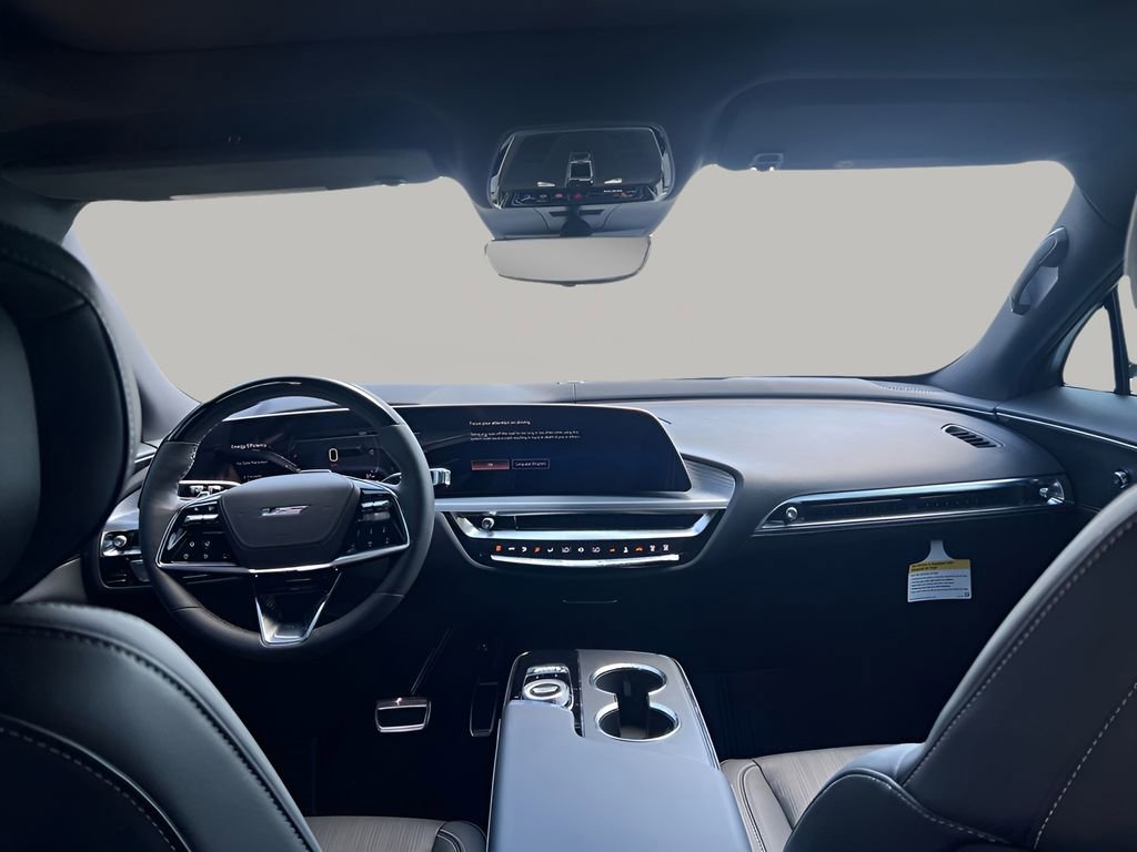 New 2026 Cadillac Lyriq V image 24