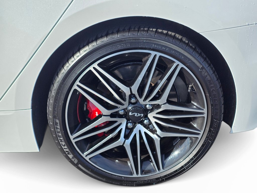 Used 2023 Kia Stinger GT2 AWD/4WD image 31