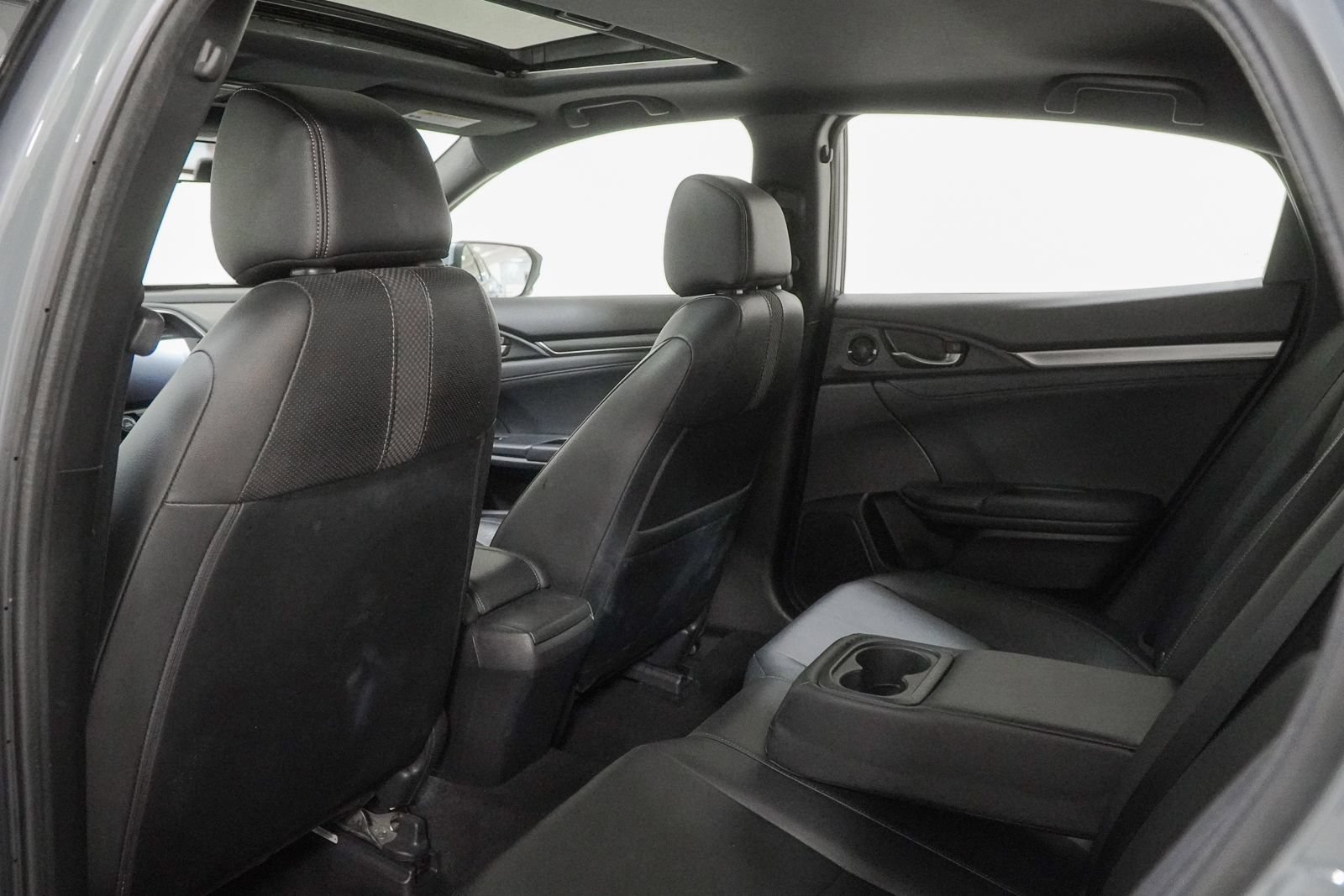 Used 2020 Honda Civic EX-L image 39