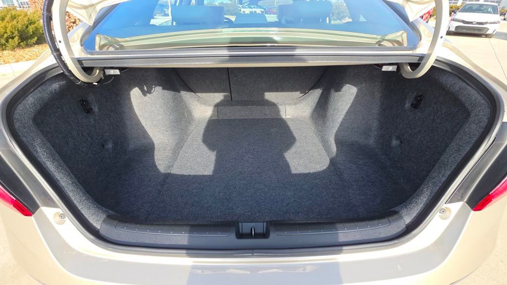 Used 2018 Honda Accord EX-L image 18