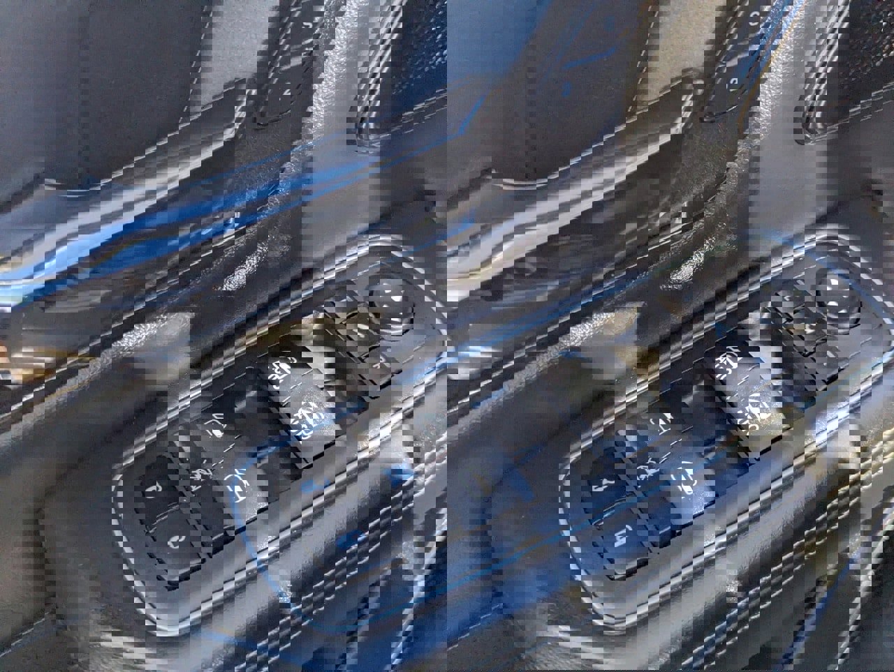 Used 2023 RAM 1500 Limited w/ Night Edition image 20