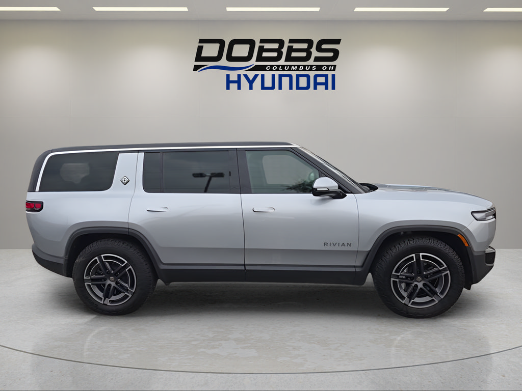 Used 2025 Rivian R1S Adventure Dual AWD/4WD image 6