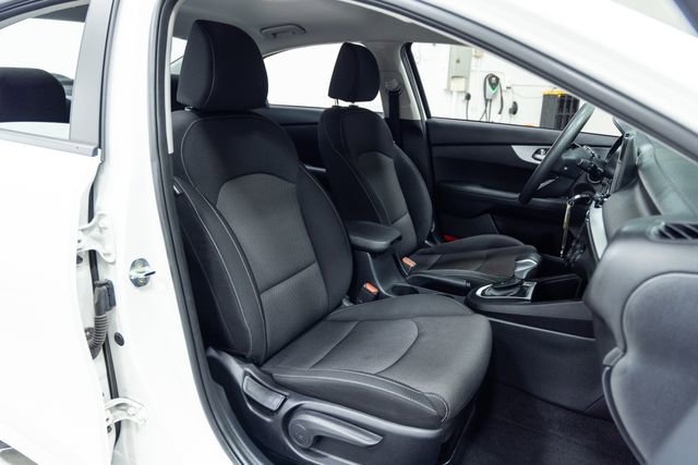 Used 2023 Kia Forte LXS image 25