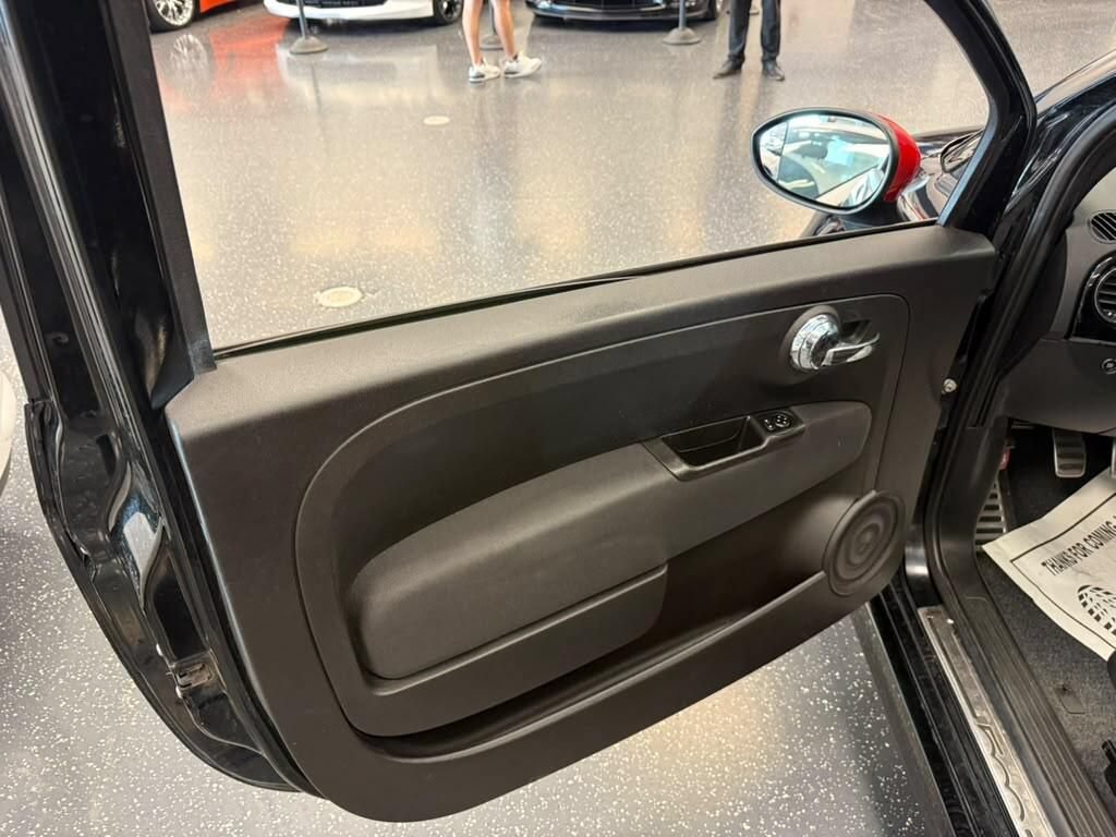 Used 2015 FIAT 500 Abarth FWD image 7