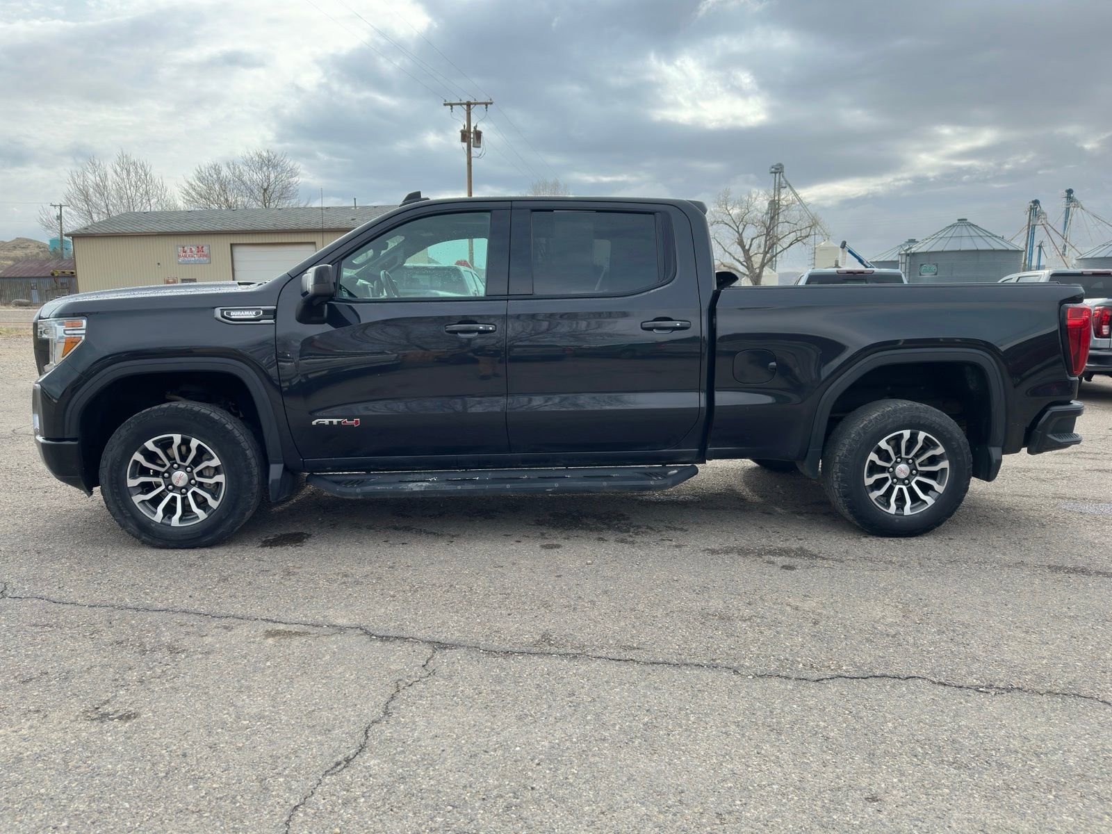 Used 2020 GMC Sierra 1500 AT4 w/ AT4 Premium Package AWD/4WD image 4