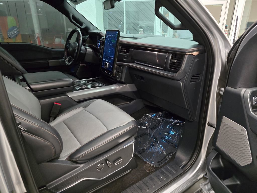 Used 2022 Ford F150 Lightning Lariat w/ Equipment Group 511A High image 45