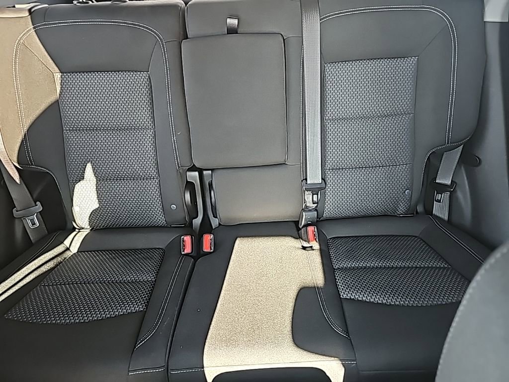 Used 2022 GMC Terrain SLE w/ Driver Convenience Package image 32