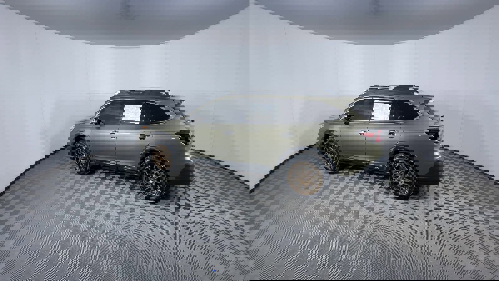 Used 2022 Subaru Outback Touring XT image 6