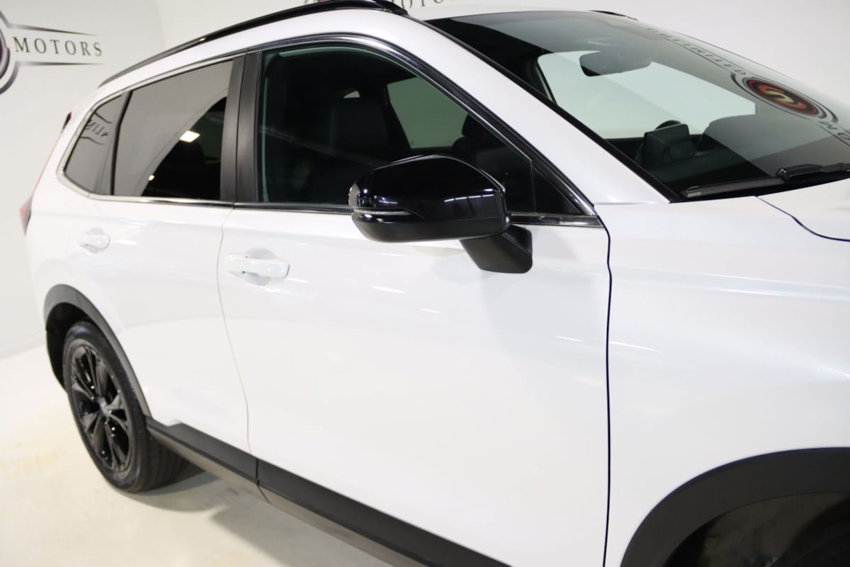 Used 2024 Honda CR-V Sport Touring image 8