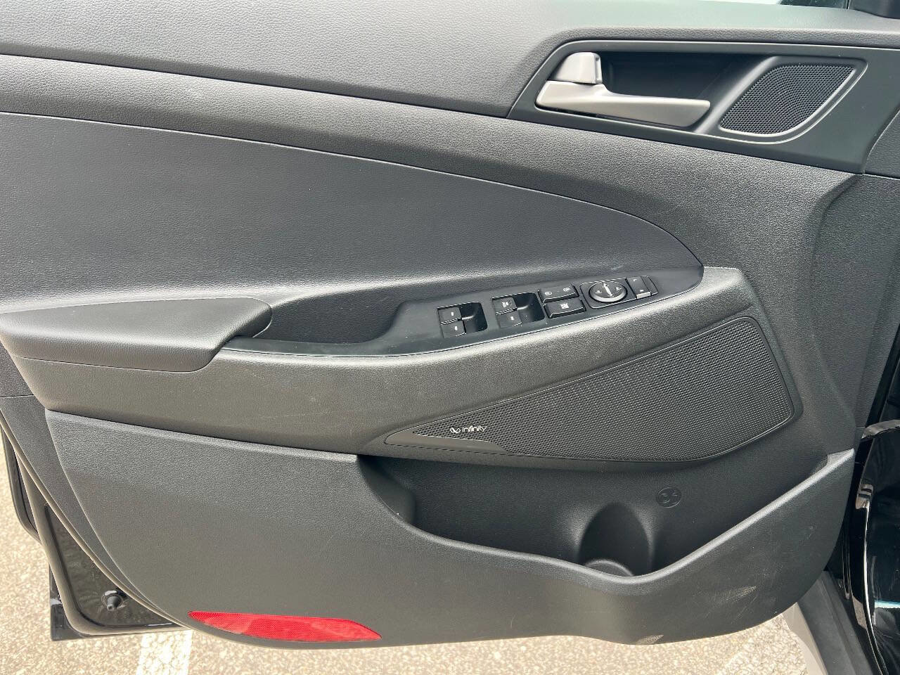 Used 2018 Hyundai Tucson SEL Plus w/ Cargo Package image 21