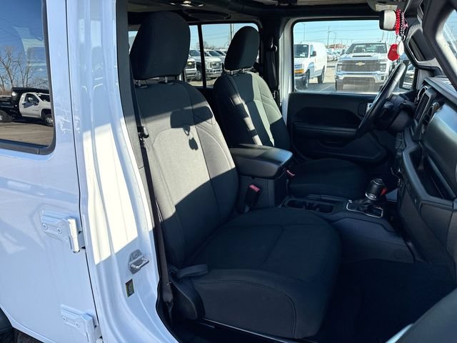 Used 2019 Jeep Wrangler Unlimited Sport S AWD/4WD image 25